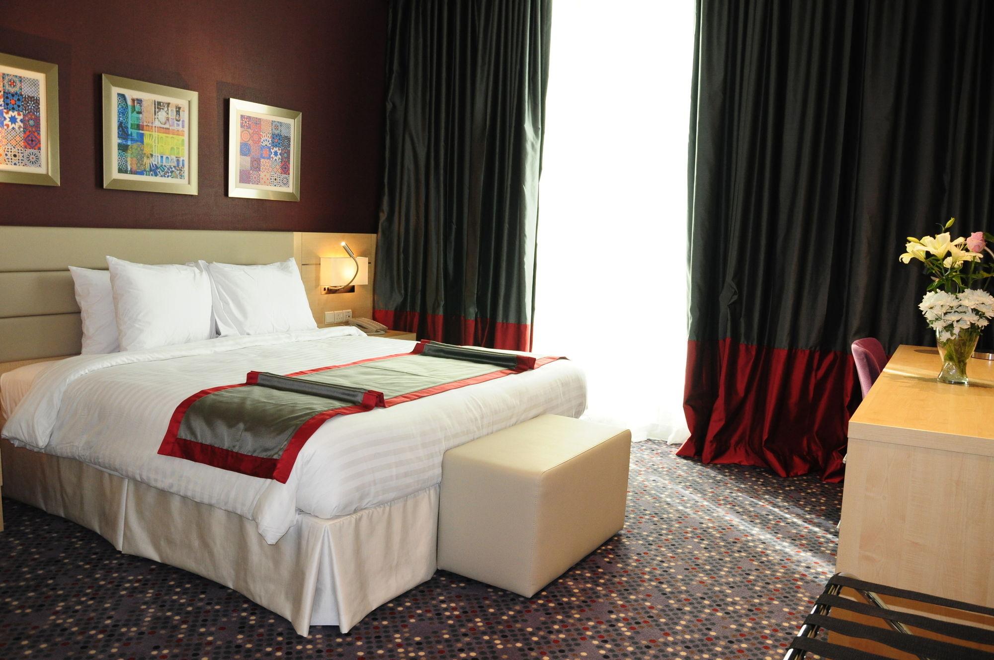 Sas Residence & Hotel, Dhahran - Formerly Radisson Blu Al-Hobar Kültér fotó
